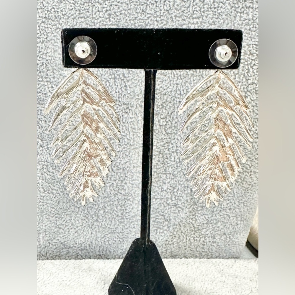 Large Silver Tone Palm Leaf Statement Fashion Pos… - image 5